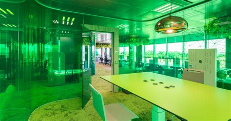 Sitab | Continuous Glass Wall | Tsaoussoglou