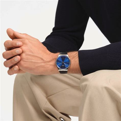 SS07S125 - FORMAL BLUE 42 - Swatch® Official Store