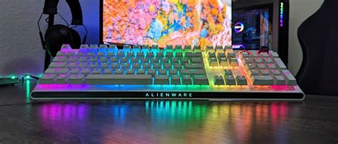 Why Choose an Alienware Gaming Keyboard | Robots.net