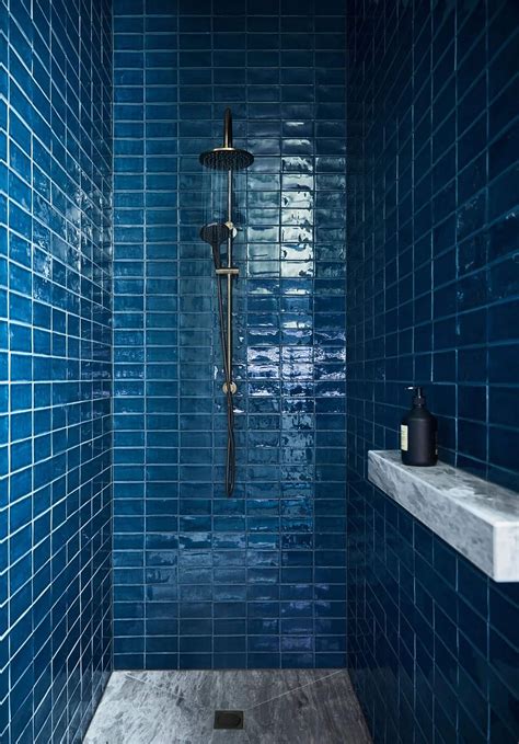 15 Blue Modern Bathroom Tile Designs – HOMYSTYLE