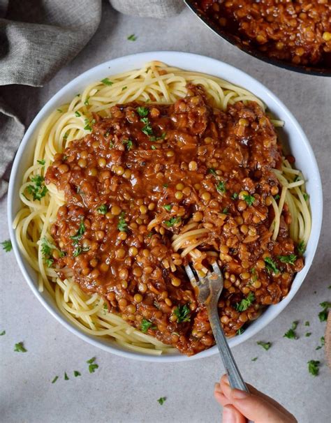 Vegan Bolognese Sauce Recipe (With Lentils) - Elavegan