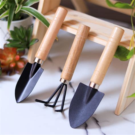 Planter Tools Online - Premium Garden Tool | Nestasia