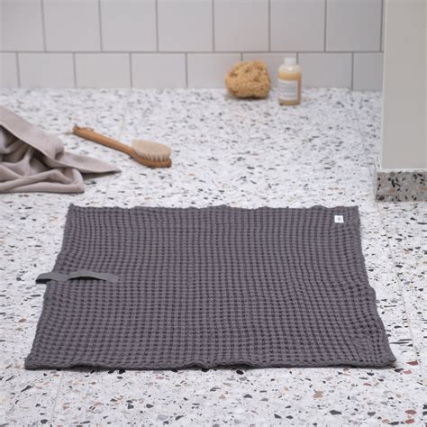 The Organic Company - Big Waffle Bath mat | Connox