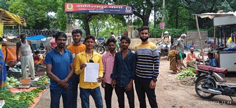 Adityapur : आदित्यपुर में मंदिर से घंटे की चोरी, लोगों ने उठायी मंदिरों ...