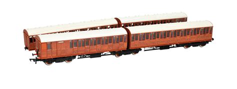 C2001A Clark Rail Works OO Gauge Quad Art Set No. 74, LNER Teak ...