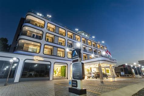 AERIS HOTEL BANJARBARU - Hotel Reviews, Photos, Rate Comparison ...