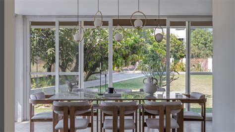 A Surat bungalow with the aesthetics of a contemporary English cottage ...