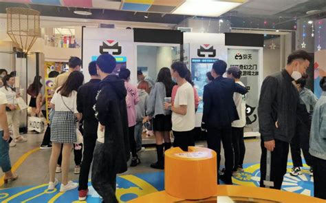 VR游戏体验店如何加盟 大概多少费用(vr游戏体验店加盟游乐场设备)-北京四度科技有限公司