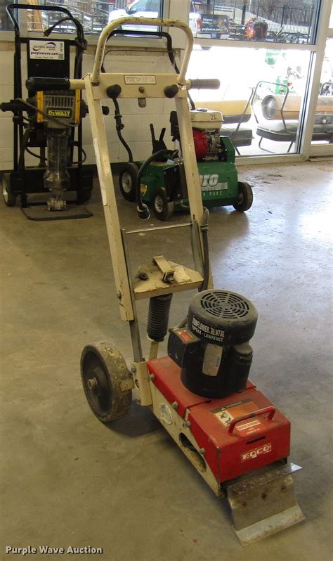 Edco Tile Shark 3 tile scraper in Topeka, KS | Item DF7884 sold ...