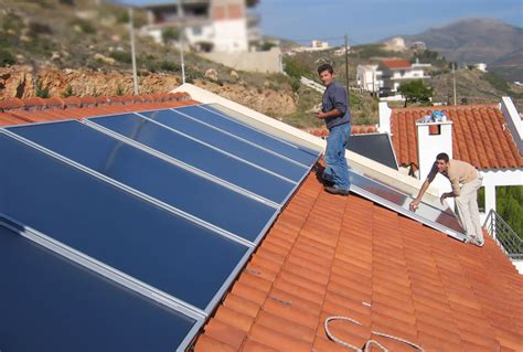 Colectores Solares - Dimensiones y Datos Técnicos De Los Colectores Solares