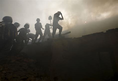 Nepal Earthquake: US Marine Chopper Crash Victims' Familes Demand ...