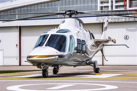 Leonardo AW109 - компания «Вертолетные технологии»