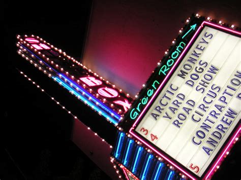 Showbox at the Market - Seattle: Get the Detail of Showbox at the ...