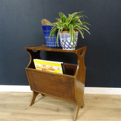 Vintage wooden magazine rack - Le palais des bricoles
