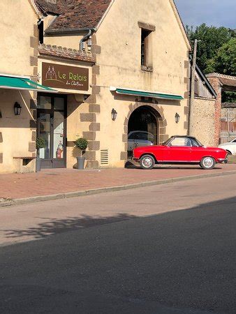 LE RELAIS DU CHATEAU (Saint-Fargeau) - Specialty Inn Reviews, Photos ...