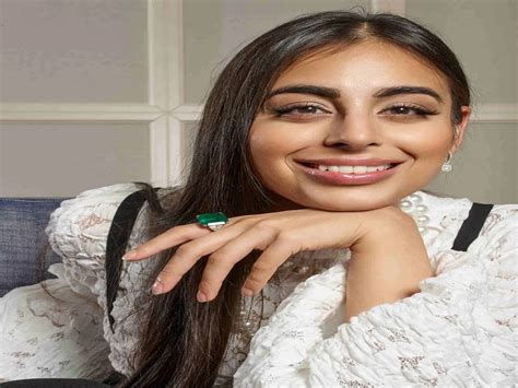 कुटुंब | News in Marathi