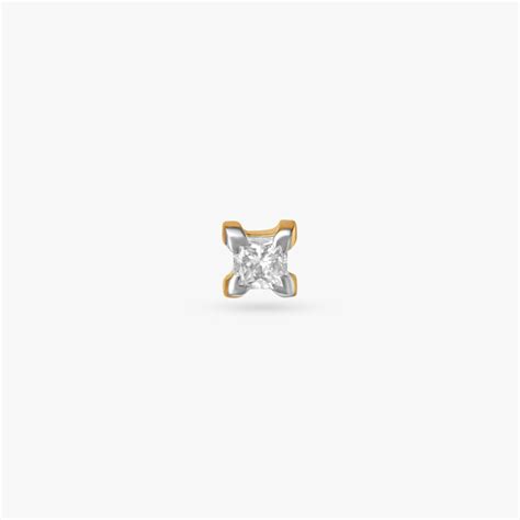 Striking Geometric Diamond Nose Pin