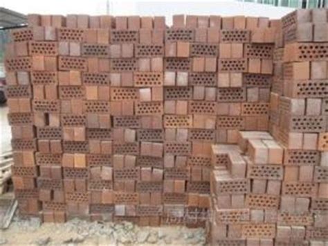 空心砖有哪些种类 水泥空心砖与多孔砖有何区别-红星美凯龙资讯网