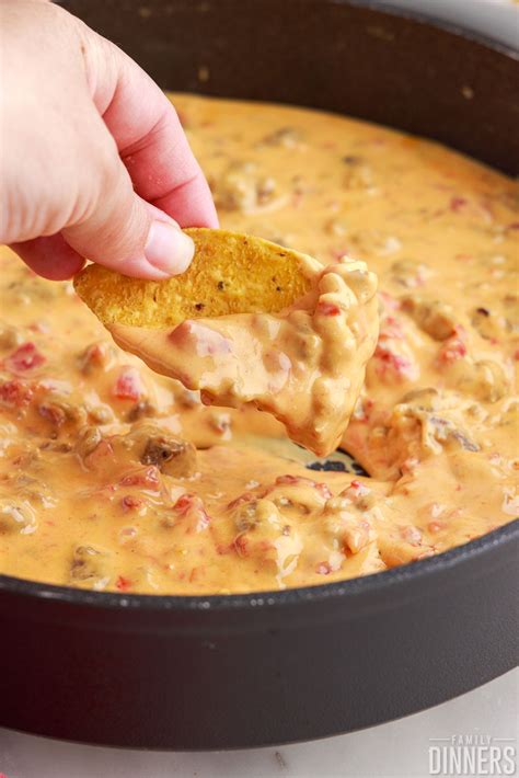 The Best Hot Chili Cheese Dip Recipe