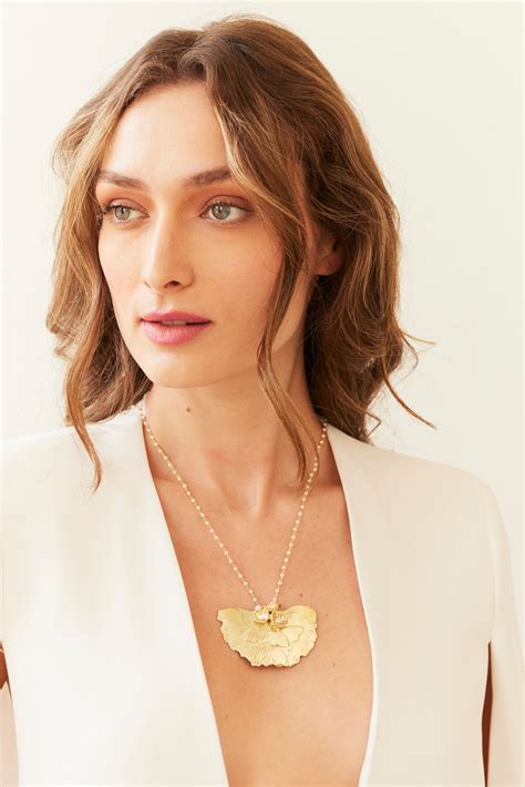 The Bloom Pendant – STUDIO METALLURGY