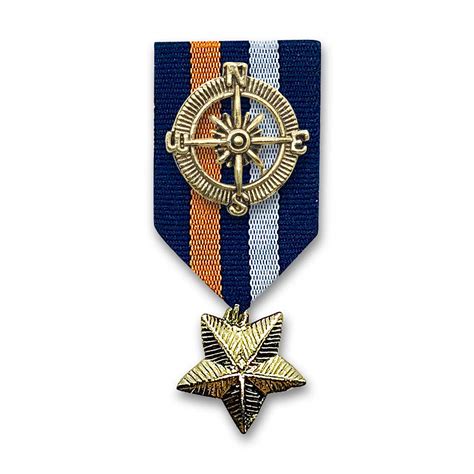 FURE Fabric & Metal Compass Badge Brooch (Antic Golden) for Men & Women ...