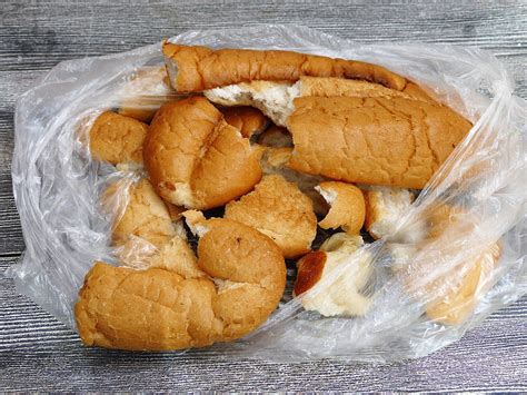 5 super easy desserts you can make with leftover bread