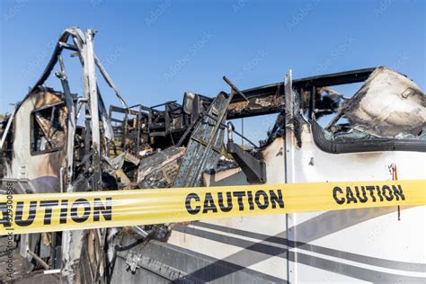 Exploding RV 的图像结果