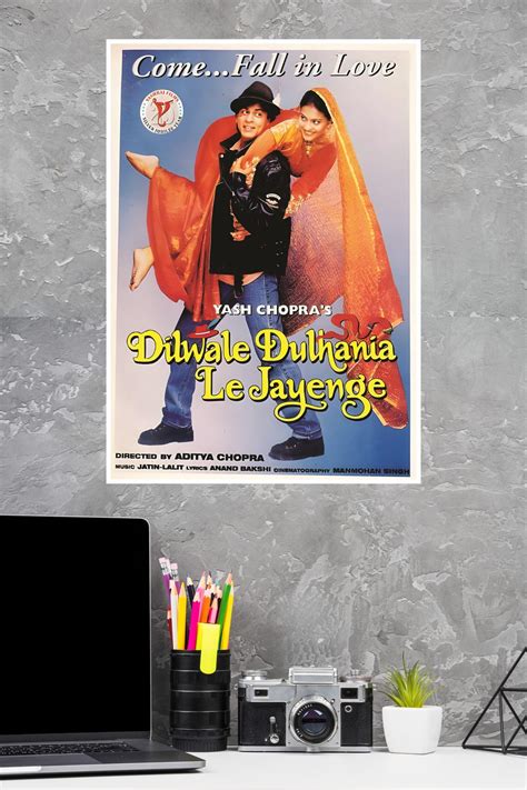 DDLJ Dilwale Dulhania Le Jayenge Movie Poster | Bollywood Posters – The Poster Valley