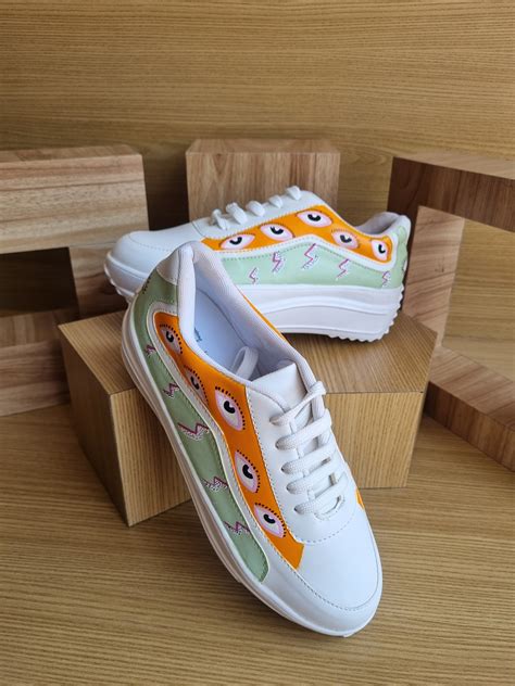 SNEAKERS – zubiyastore