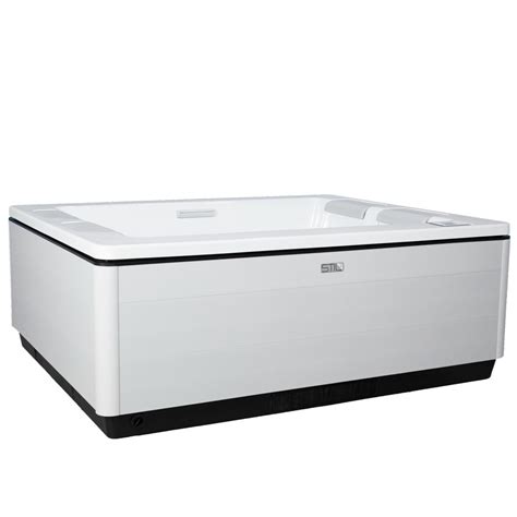 Bullfrog Spas STIL5 - Hot Tubs & Swim Spas