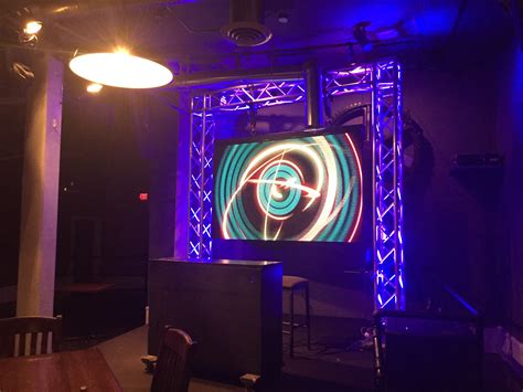 Barco LED Screen 的图像结果