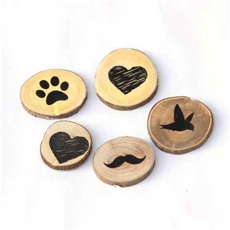 IVEI Decorative Circular Heart, Bird, Paw, Moustache Wooden Quirky ...