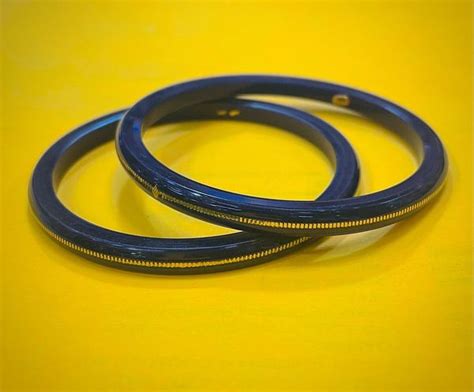 (FVP) TRJ BLUE HALLMARK 22KT GOLD LAMINATION POLA BADHANO BANGLES VIRA ...