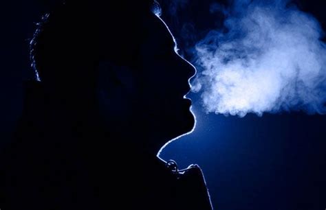 6 Habits That Ruin Our Looks