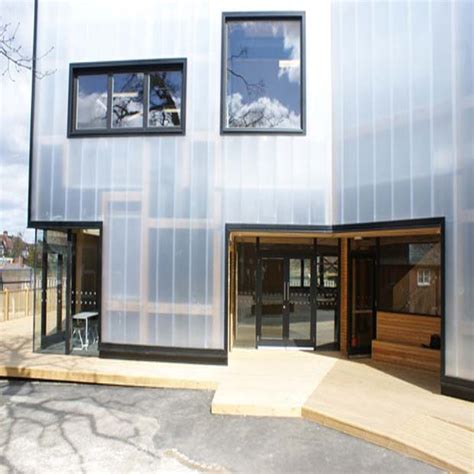 Polycarbonate Facade System Manufacturer | Smart Roofs and Fabs