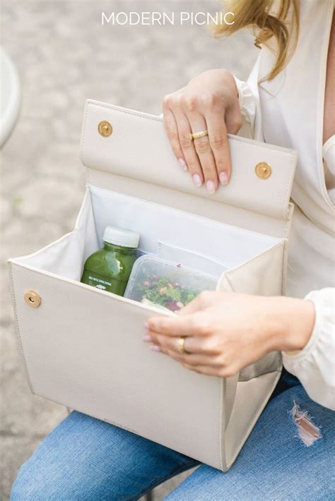 Adult Lunchbox, Light Grey | Stylish lunch bags, Lunch bag, Designer ...