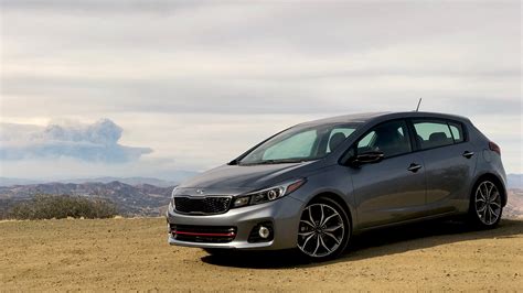 Kia rolls out updated Forte, Forte5 for 2017 - Autoblog