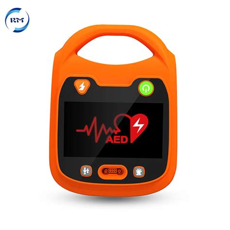 First Portable Defibrillator 的图像结果