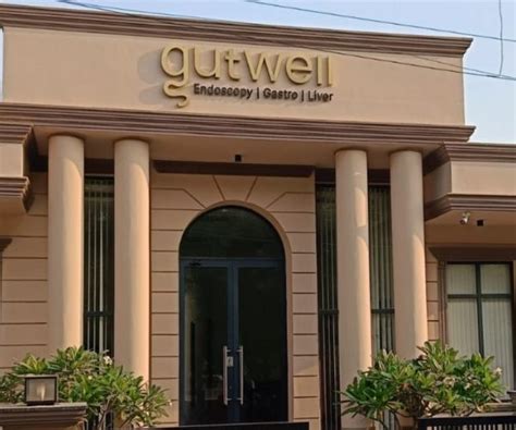 Gastroenterologist in Gurgaon and Hepatologist in Gurgaon