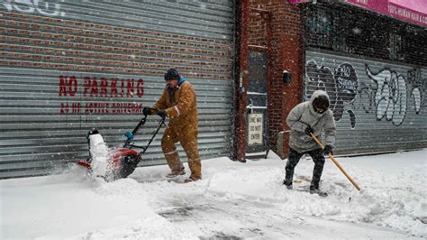A snowstorm will hit the East Coast this weekend, but how much snow will fall is still in question |