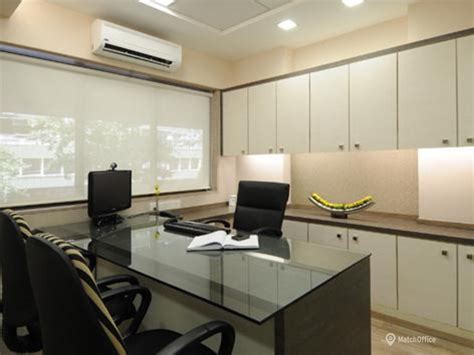 Mumbai, Raheja Chambers