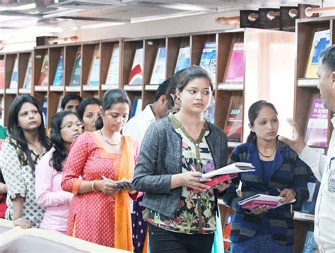 Academic library | ITM library | Library Facilities in ITM Dehradun ...