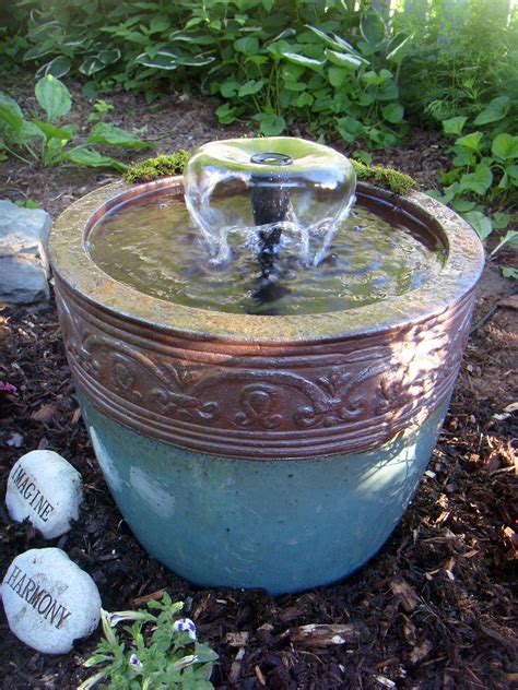 .DIY flower pot fountain | Haver, Bad, Vand