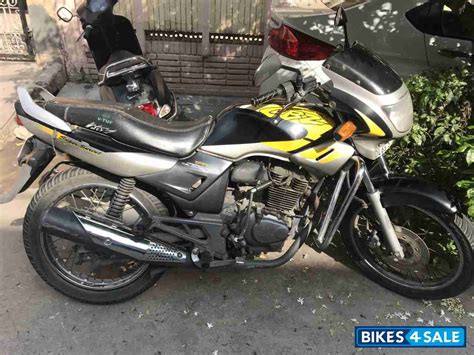 Used 2005 model Hero CBZ Star for sale in New Delhi. ID 189134 - Bikes4Sale