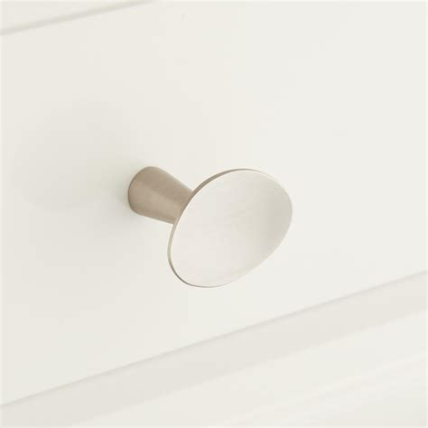 Ruedo Solid Brass Oval Cabinet Knob | Signature Hardware