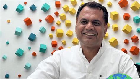 कौन हैं R C चौधरी, जिन्होंने MPLADS फंड पर BJP को घेरा, पूरी लिस्ट छापी