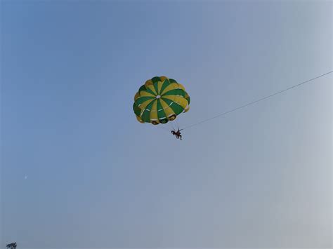 Parasailing in Gonsua Beach Majorda - Book Now @ Rs.1499 (15% off)