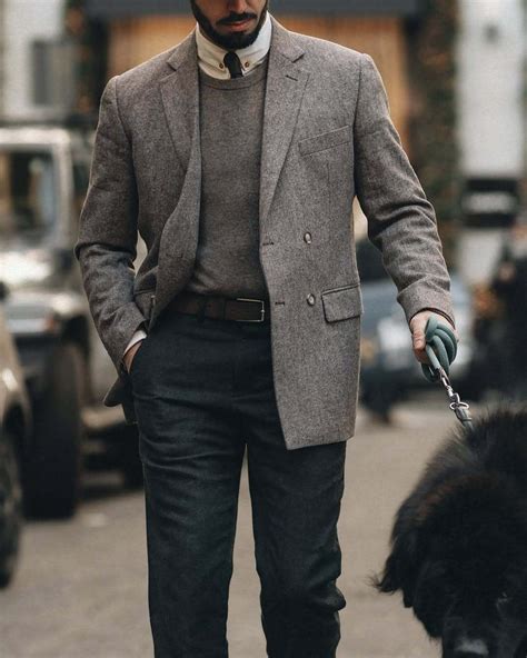 Gray Tweed Blazer with Sweater and Flat Cap | Hockerty