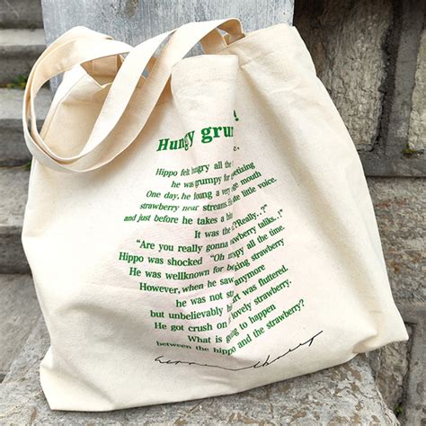 Hungry grumpy hippo! bag 4860 | L e b e r m e n t