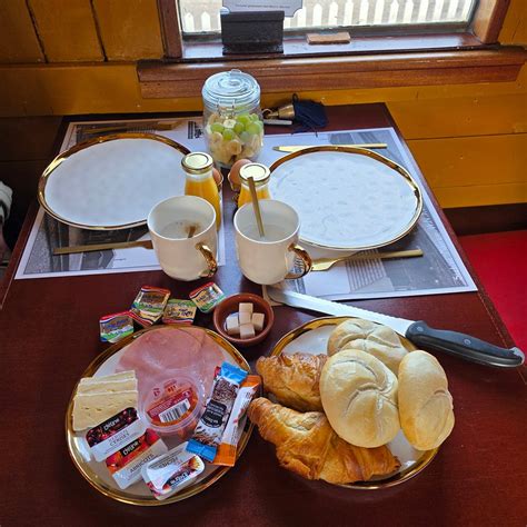 B&B DE SLAAPTREIN (Marrum) - Hotel Reviews & Photos - Tripadvisor